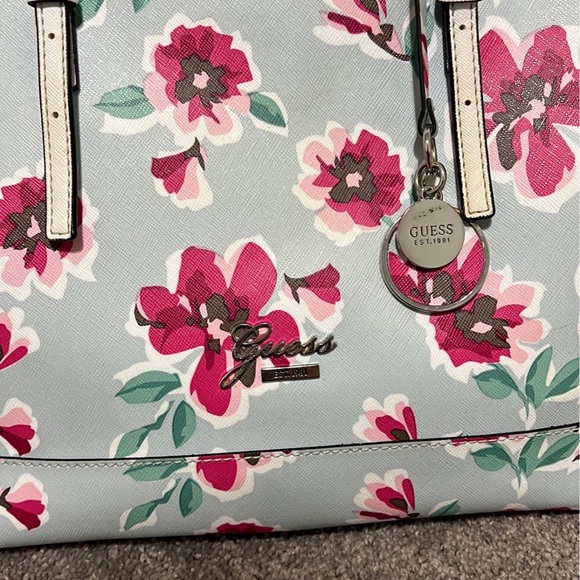 Guess Floral White Pink Tote - Picture 2 of 11